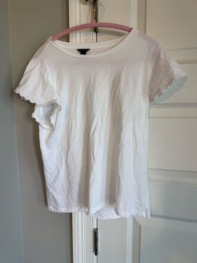 Ann Taylor White Short Sleeve Tee with Scalloped Eyelet Sleeves